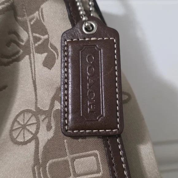Coach Ashley Horse 'N Carriage Shoulder Bag - Picture 4 of 12